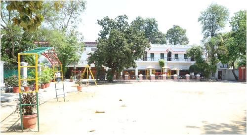 image25